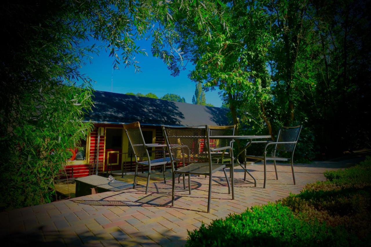 B&B De Leeuw 즈볼레 외부 사진